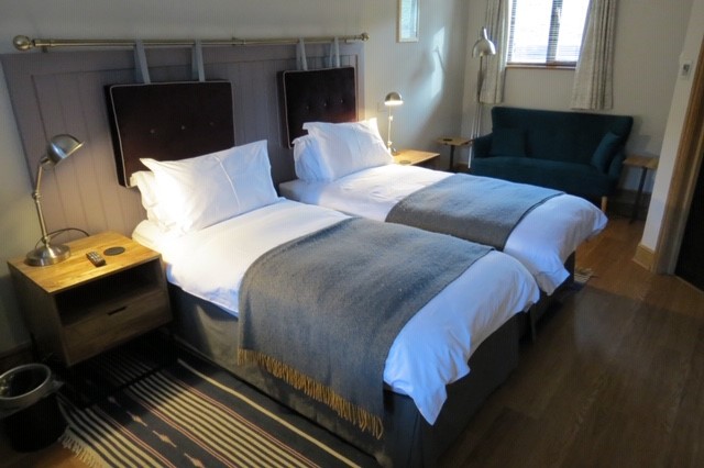Twin Rooms at Cooling Castle Barn
